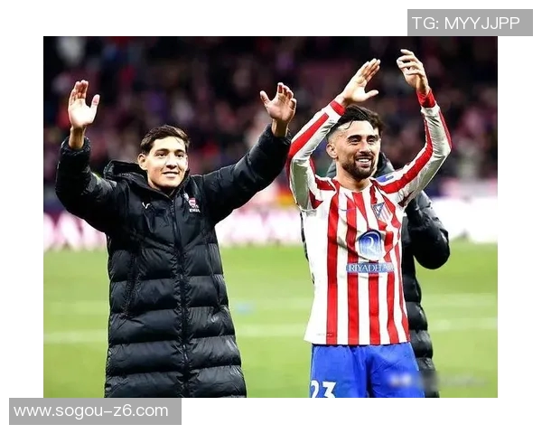 西蒙尼携马竞基金会探望医院儿童传递温暖与关爱